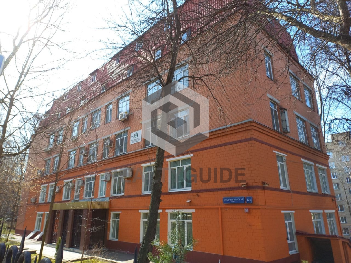 Административное здание  Мосфильмовская, 17Б