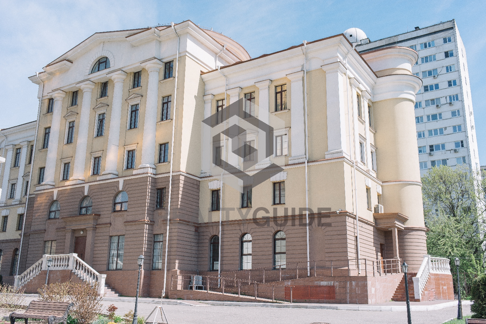 Бизнес-центр  Трофимова, 14