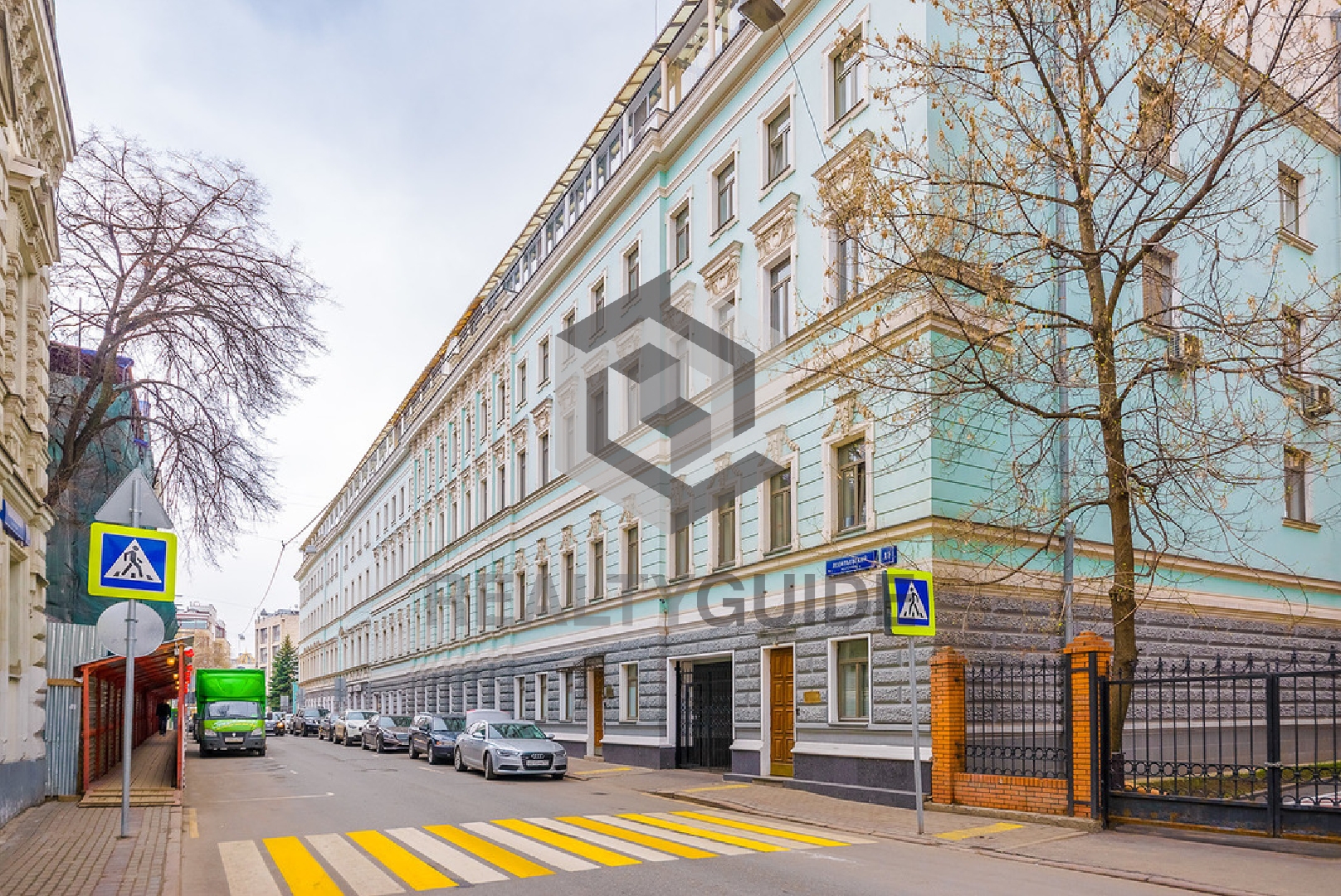 Жилой дом Леонтьевский, 11