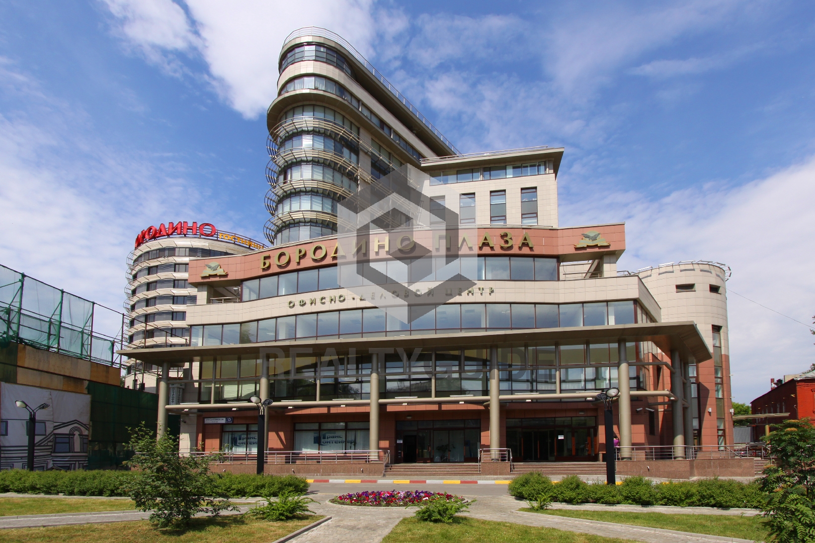 Бизнес Комплекс на Русаковской