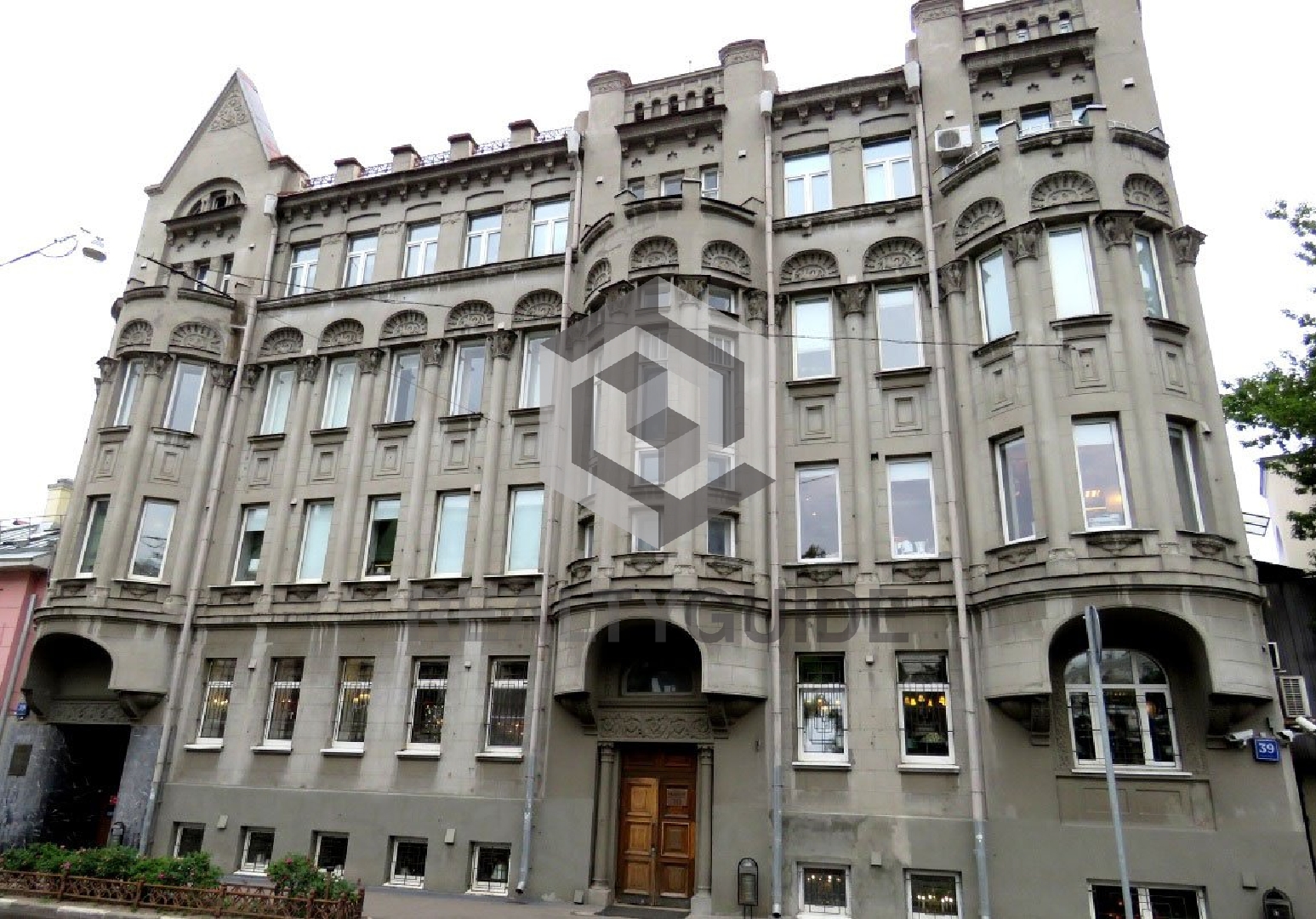 Бизнес-центр  Малая Ордынка 39