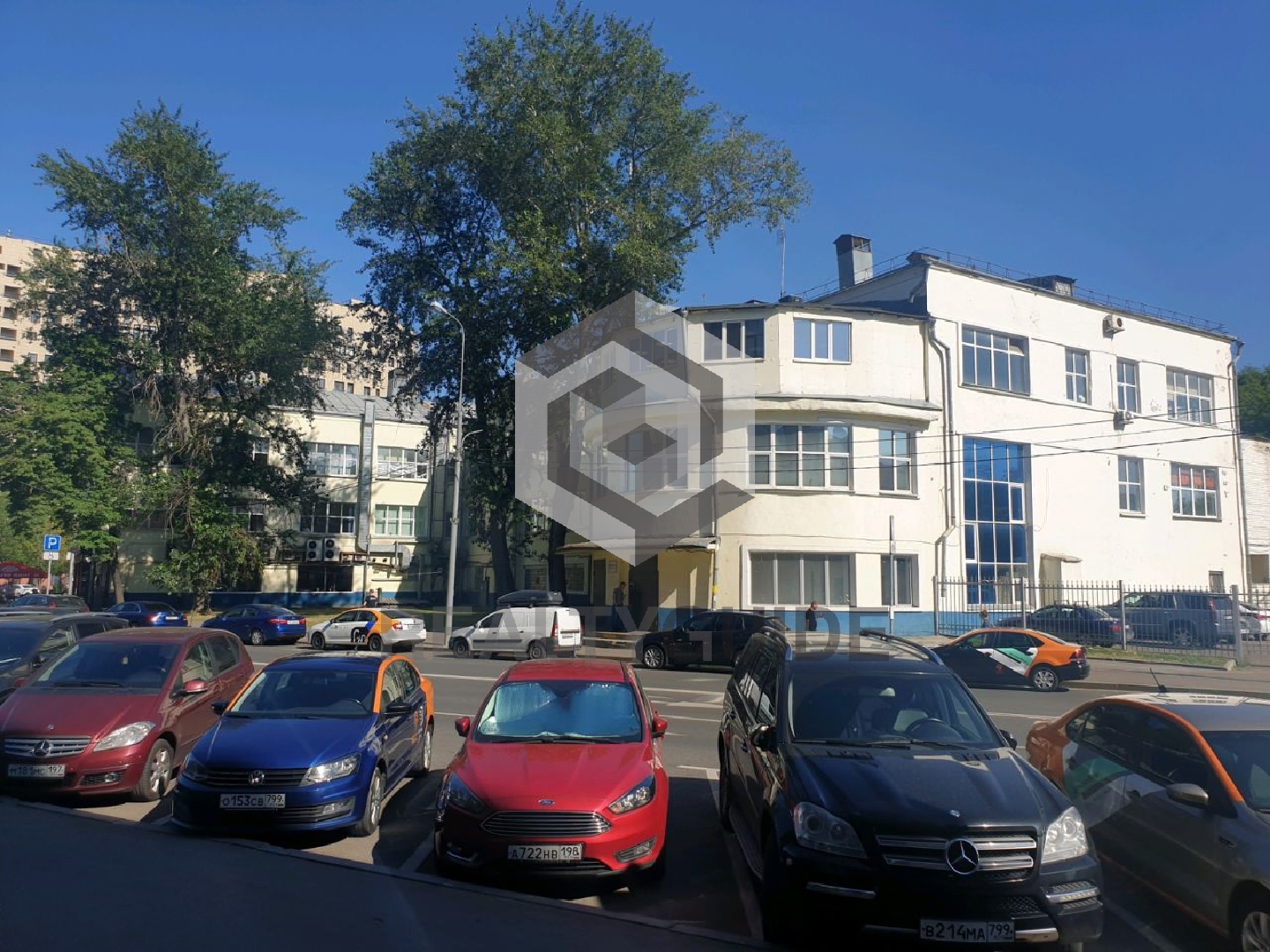 Бизнес-центр  Ленинская Слобода, 17 