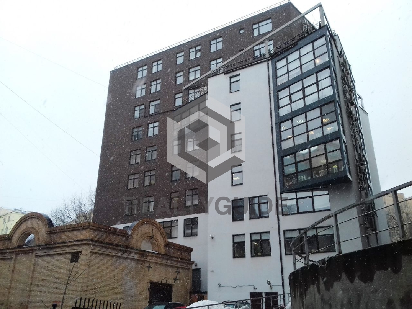 Бизнес-центр  1-й Волконский пер.,13с2