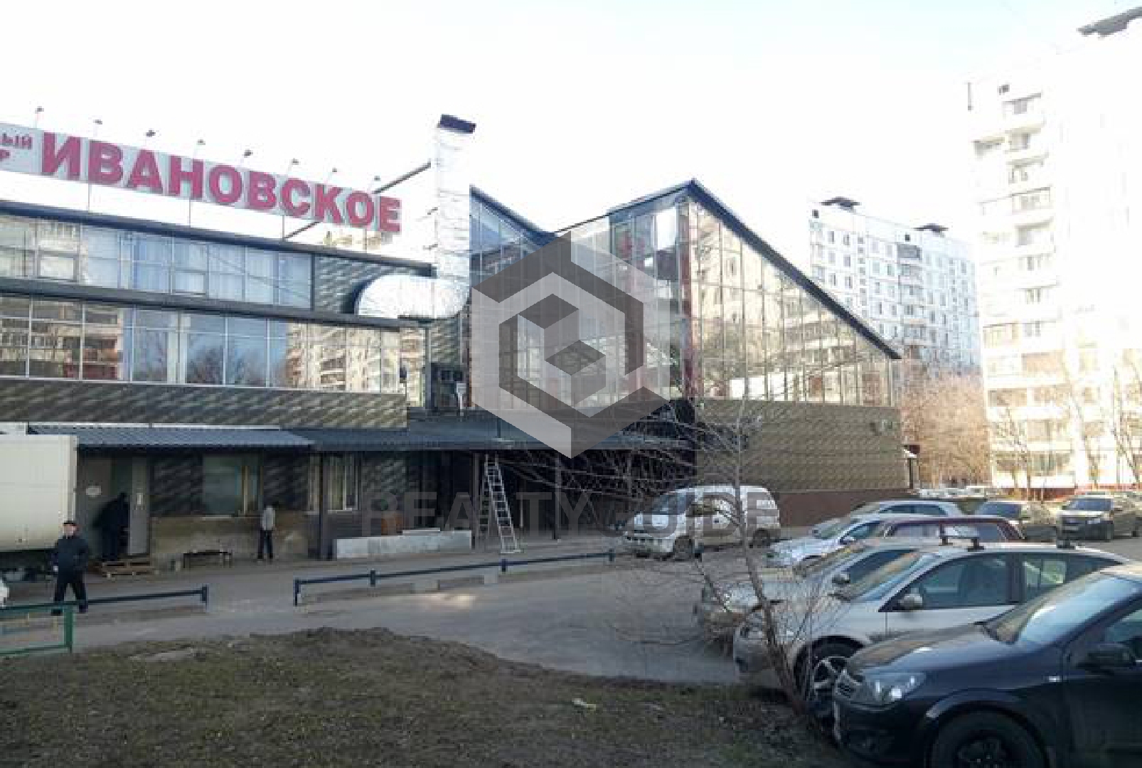 Многофункциональный комплекс На Саянской