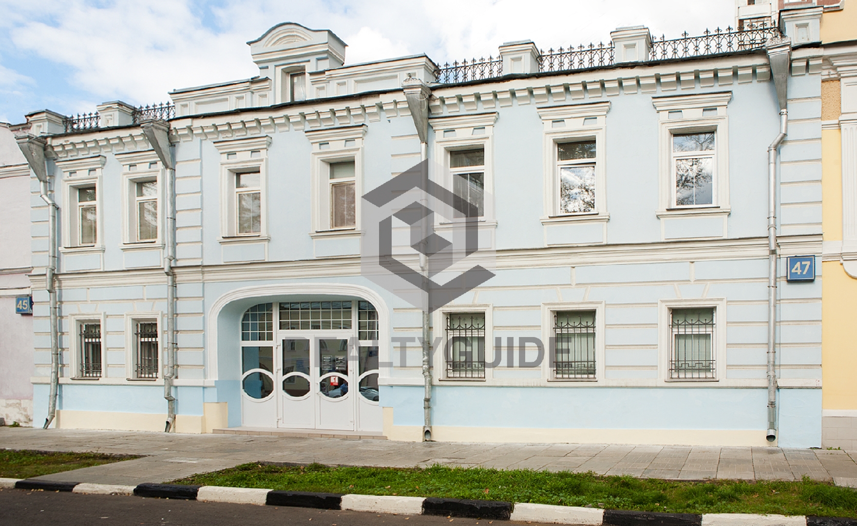 Особняк Школьная, 47