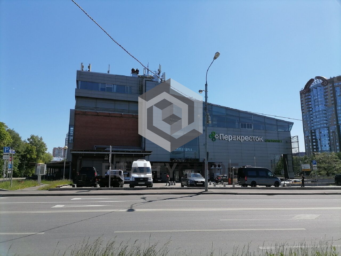 Торговый центр  Кутузовский пр-т, 88