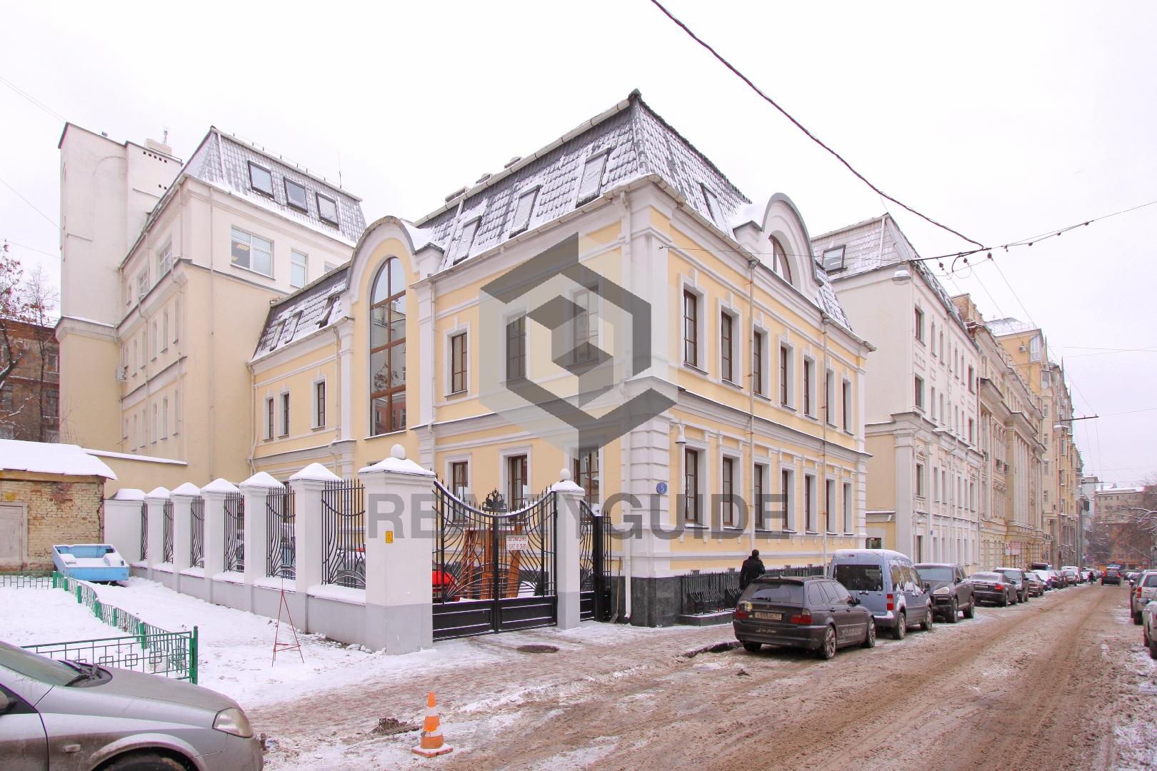 Бизнес-центр Яковоапостольский, 9